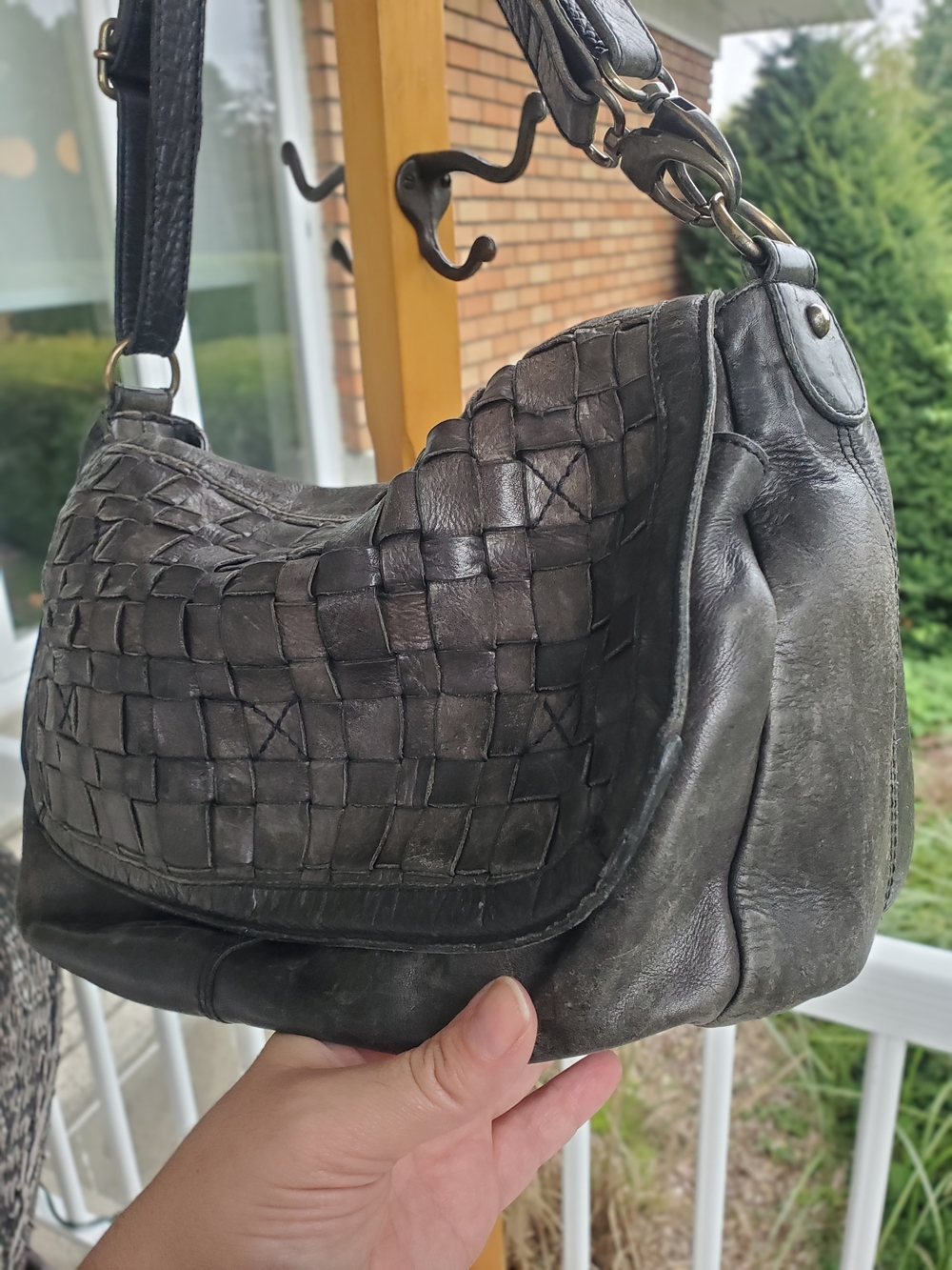Vintage 80s The Trend Italian Leather Basket Weave Crossbody Bag
